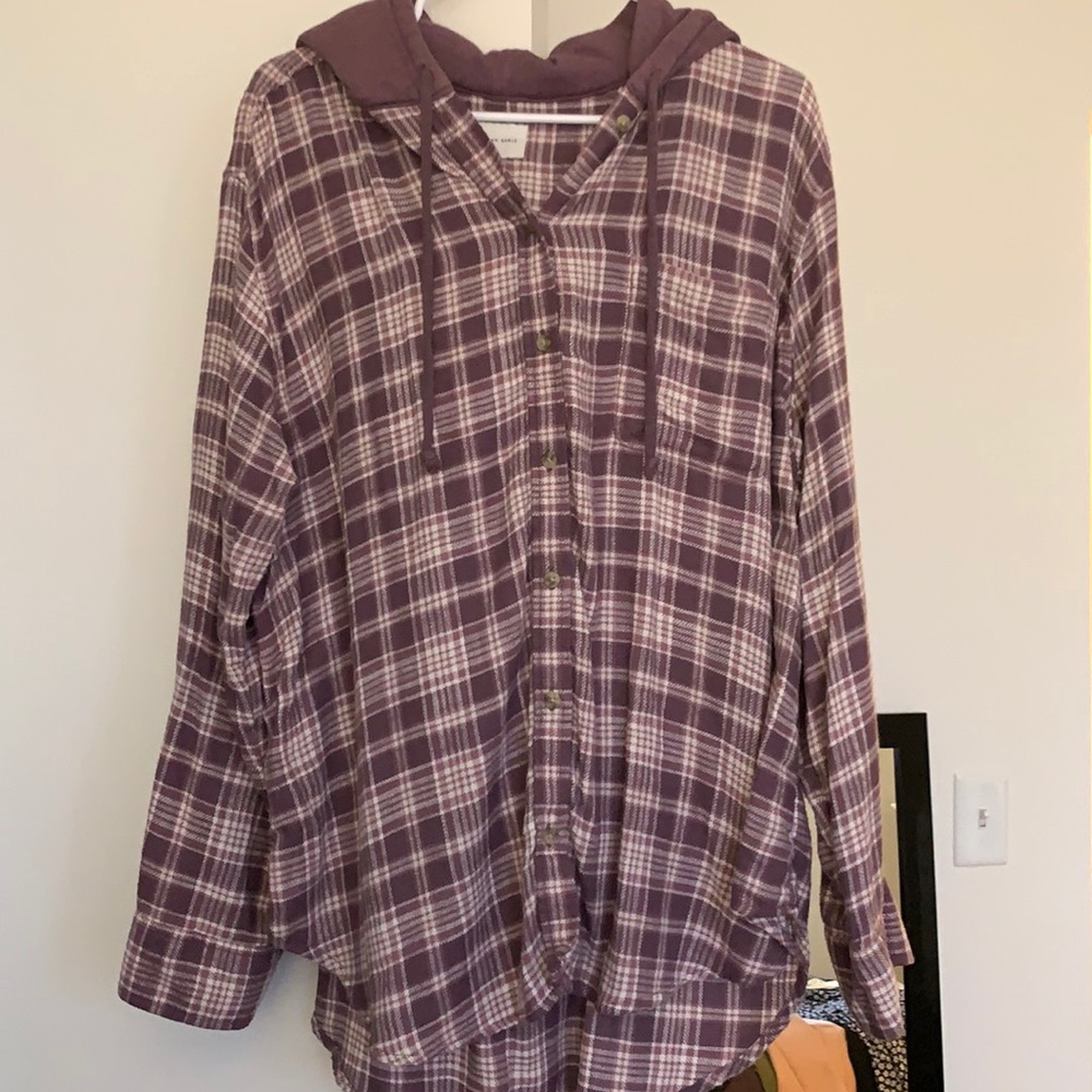 American eagle mauve hooded flannel